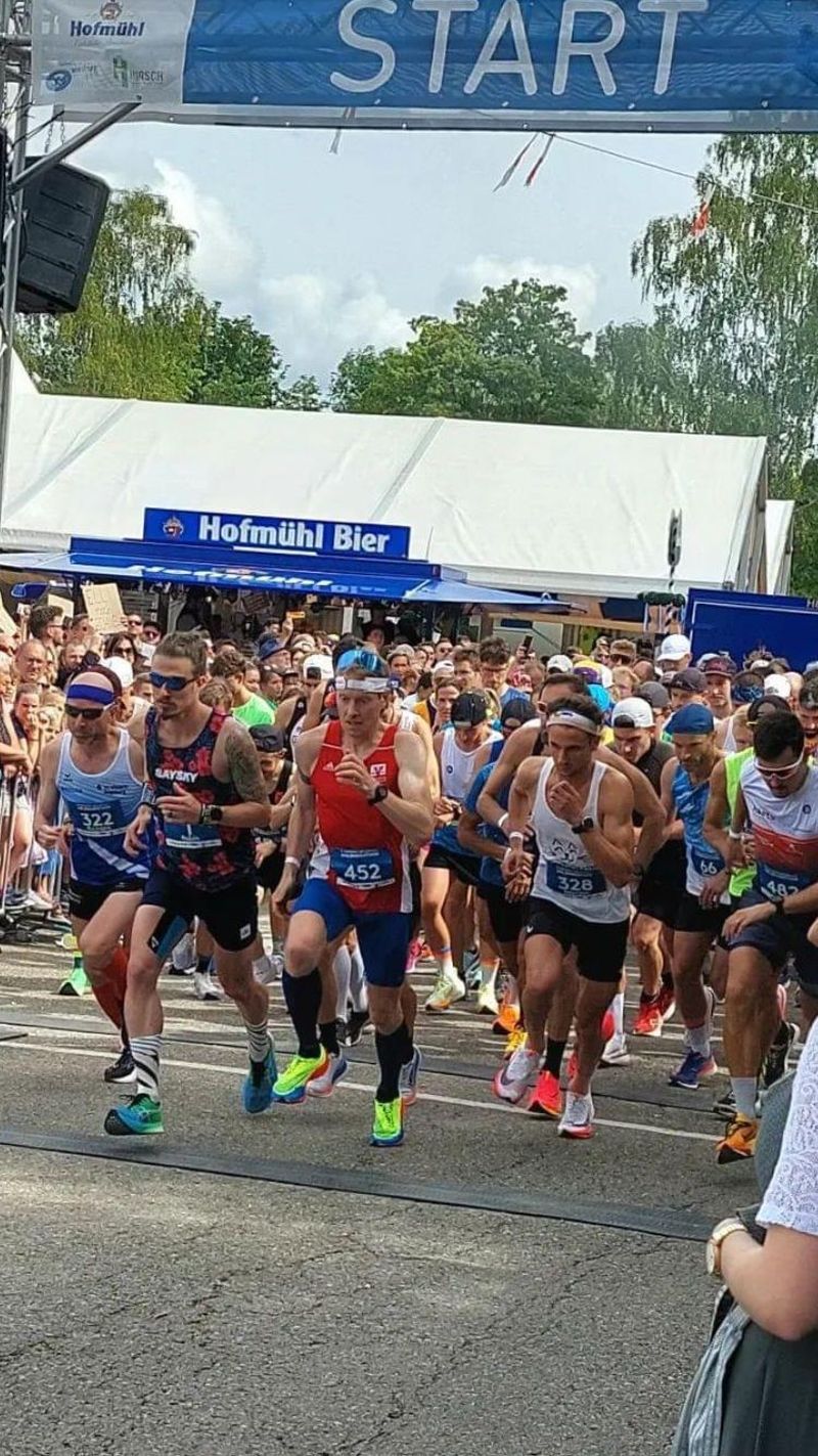 Marco Sturm Dritter beim 5. Hofmühl Halbmarathon