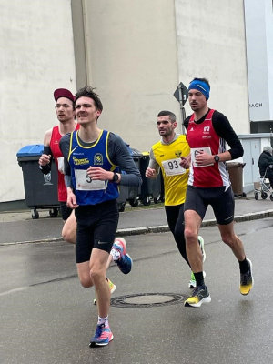 Marco Sturm ist Bayerischer 10 km Straßenlaufmeister