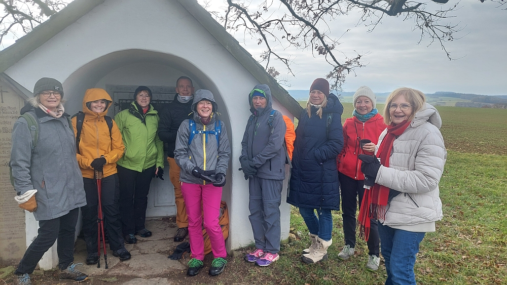 Adventwanderung am 15.12.2024 (3. Advent): Drei-Kapellen-Rast auf den Winzerer Höhen 